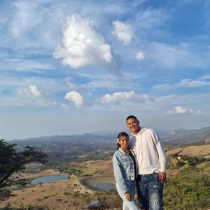 Milan_And_Ana Public Pic 2