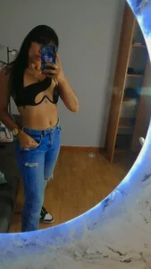 EmmaSplycer02 Public Pic 3