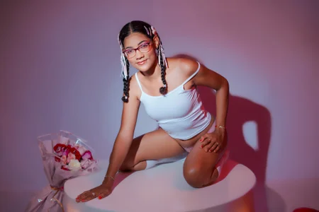 AuroraPinkk First Valentine's day here 🌹❤ Poză