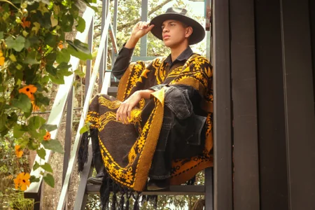 Zdjęcia Tyler_Rodriguez Folklore Style: 