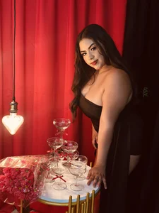 NAHIARA_LEE Valentines day ❤🍑🤤🔥 Foto 2
