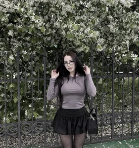 ViolaPoers mee Pic 3