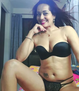 Dayanna_11 Public  3. fénykép