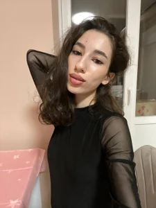 CrystalDolls Public зображення
