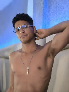 DominicObrait Sexy Boy Pic 2