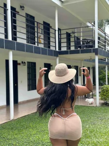 EileenBenzon kullanıcısının PERFECT LATINA! albümü -  4 fotoğraf