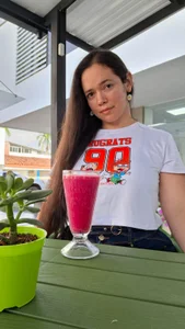 loreen_grey We play innocent 😇😈 Foto 4