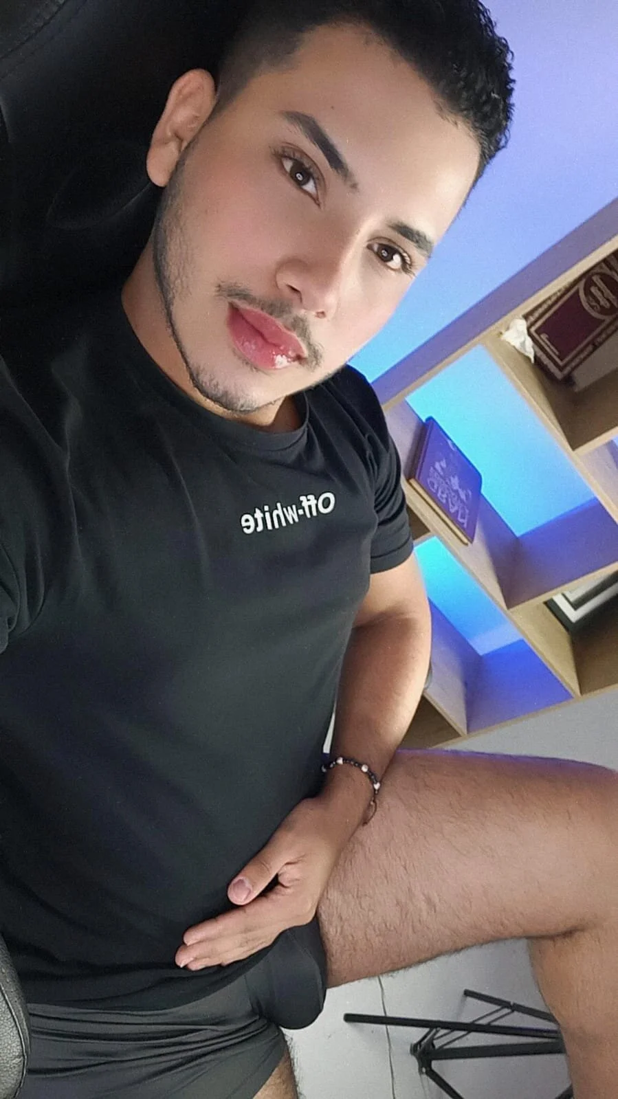 Axel_grey_ Foto en Tendencia 1565