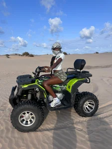 Quad Biking de ZENDAYA_CASTING Foto 5