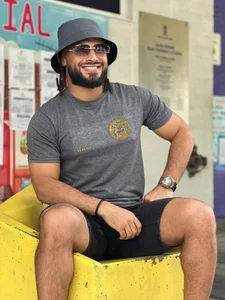 Louis_marley__ A look at me Pic 2