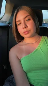 ArmidaTrendell's me in car Sex Photo 1