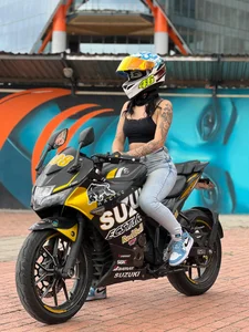 Zdjęcia SCARLETT_INK_ YOUR TRUSTED MOTORCYCLE GIRL:  3