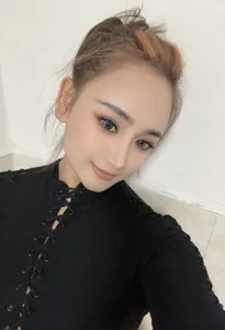 Emmie767 Public Pic 3