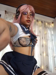 Juliexxxxtasy Teacher’s Favorite 👓📚 Pic 5