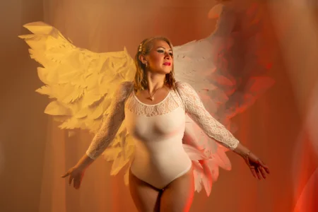 ANGEL od MissEscarleth  snímek