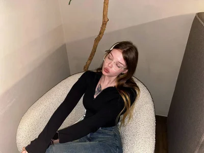 Lily__Moon_Nice glasses?图片 3