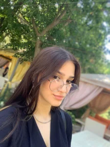 MiaRaynard Public Pic 3
