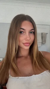 tilly_harper Selfies 🥰 Pic