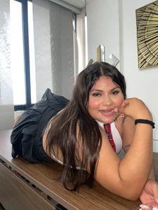 Natasha_CurvyyPublic Bild 4