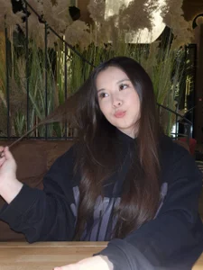 AlberthaEscue Weekender Vibe Pic 3