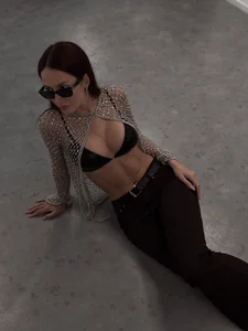 Kamila_Moore_ Getting closer! Pic 4