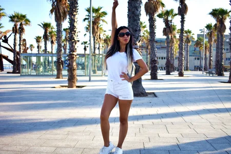 juliahayessxx barcelona Poză 3