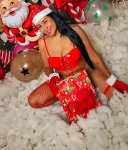 Busty_Zay MERRY CHRISTMAS Εικόνα 9
