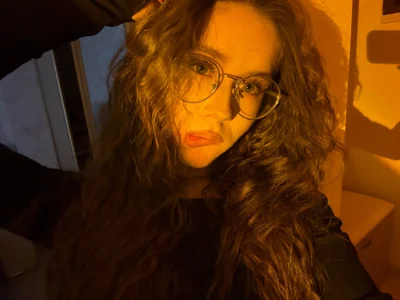 Straight or curled hair? de DebraSchneider  photos