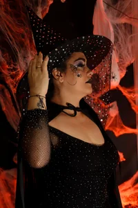 _linda_milk_ The witch Foto