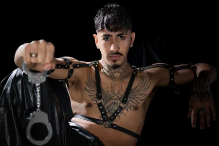 Donovan_Desmond 🖤HOT🖤 Immagine  2