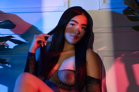 Zdjęcia KaylaDavies my body your curves come and touch them!:  4