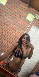 nahomi_salas Public Pic 3