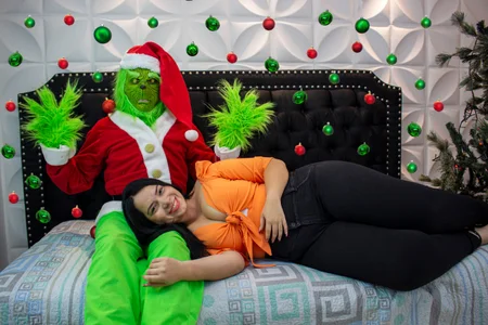 Adventures with the Grinch 2023 ภาพเซ็กส์ 6 รูปของ _queen_sofia