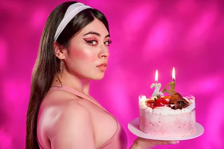 SWEET BIRTHDAY 🎉 de noah_and_rose  3 Imagens