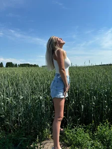 I_D_A Open a door to my routine Pic 3