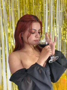 AbbyWathson ⭐🥂 HAPPY NEW YEAR 2025 Pic