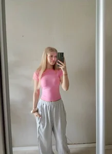 TraceeSeelig Public  2টি ছবি