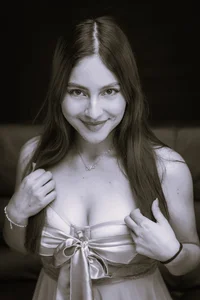 SophiaCastro09_ Public зображення 2