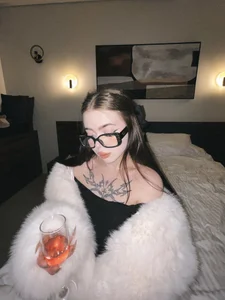 LilyElfie me🫶🏻 Pic