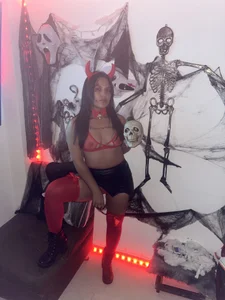 tattyHot95 🎃Halloween2025 Pic 8