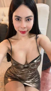 Hot-Aryana: Public ( фото)