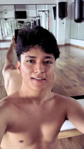 Liam_Chameliam kullanıcısının I show you my progress... you just decide if you want more private replays.💪🏼 albümü -  fotoğraf