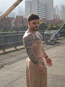 Ades_Lowe Freedom feels like this. 사진 2