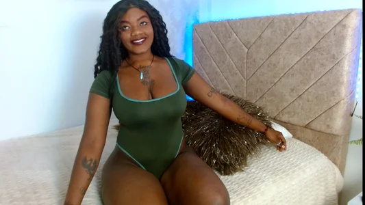 ebony_boobs020 Not suitable for the distracted Pic 7