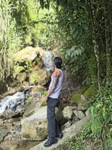 jonas_conorのTAKING A WALK AND THINKING ABOUT YOUの 4枚の写真