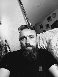 Christian929292 Ich Halt Bilde 2
