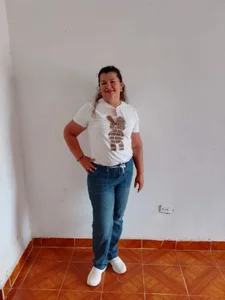 Adriana_Prettie Public Pic 3