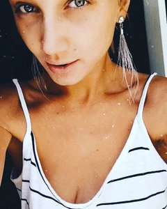 GoodGirl0024 And this is me Immagine  2