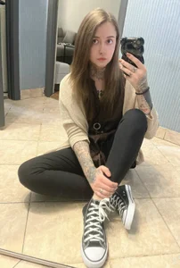 Taissa_Harmon Just me 🖤🌙 صورة واحدة|Taissa_Harmon Just me 🖤🌙 صورتان|Taissa_Harmon Just me 🖤🌙  4 صور|Taissa_Harmon Just me 🖤🌙  4 صورة