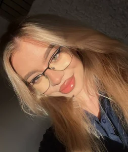 Public de AmalDoll  8 Imagens